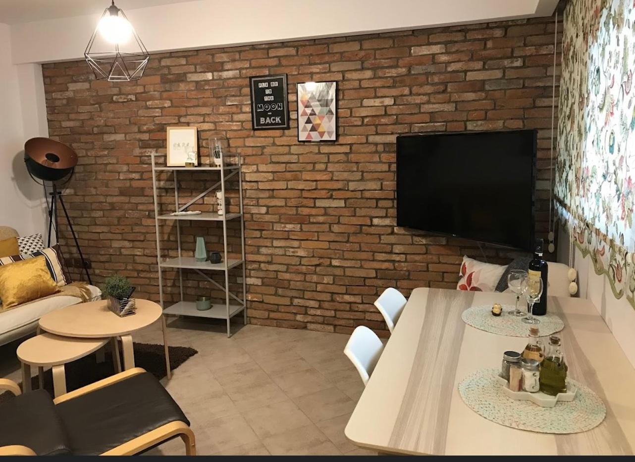 C&C Apartments アレクサンドルポリス エクステリア 写真