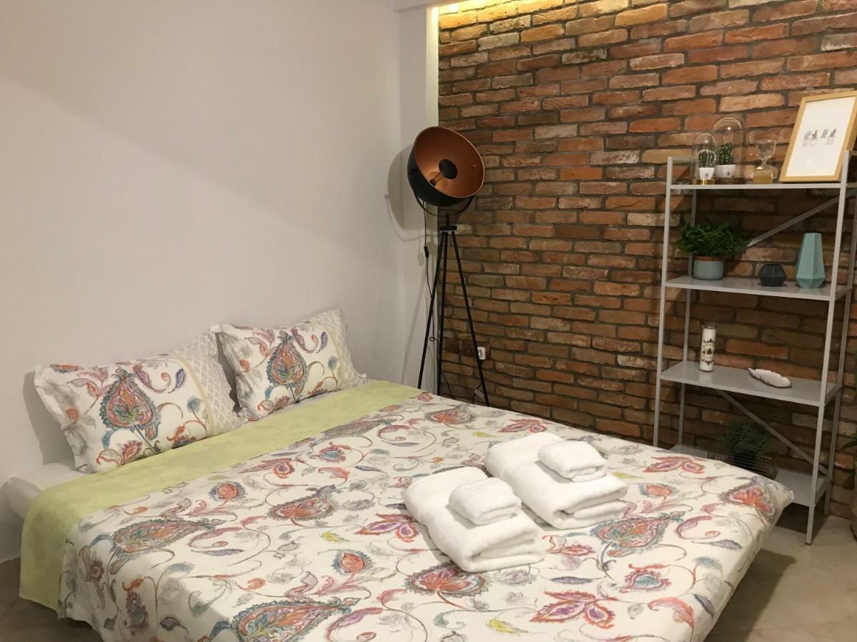 C&C Apartments アレクサンドルポリス エクステリア 写真